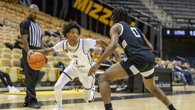 Link Academy sophomore point guard Aaron Rowe